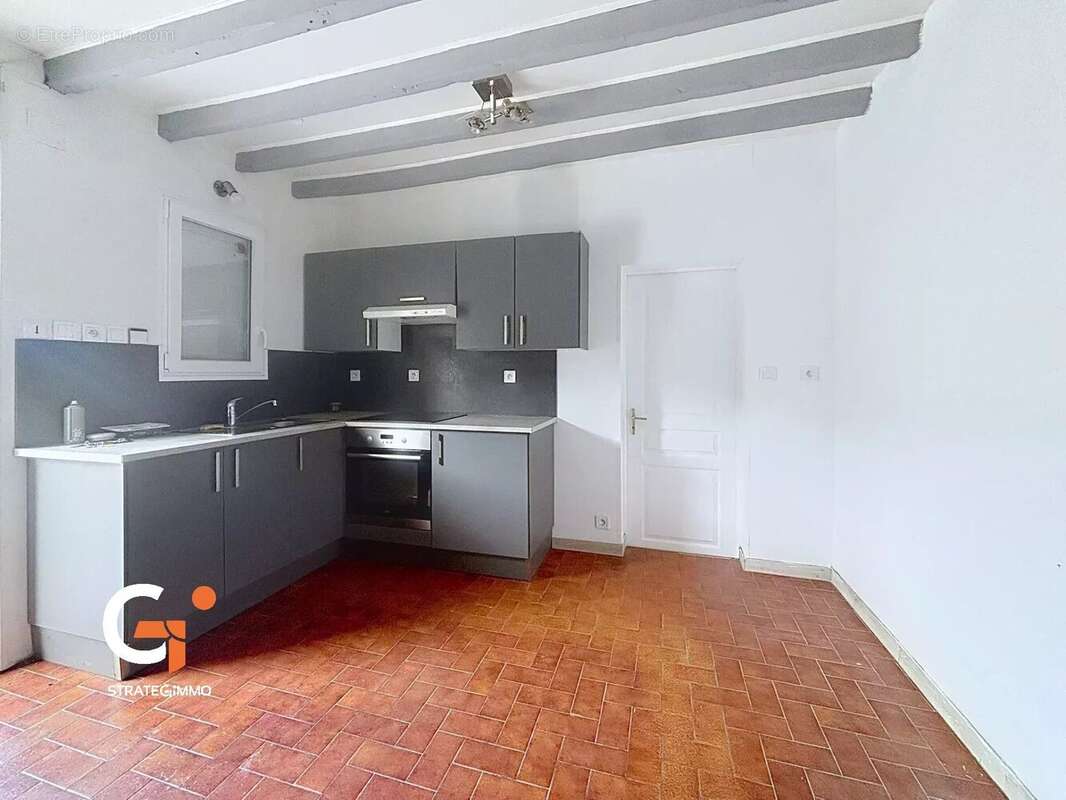 Maison à FLEURY-SUR-ANDELLE