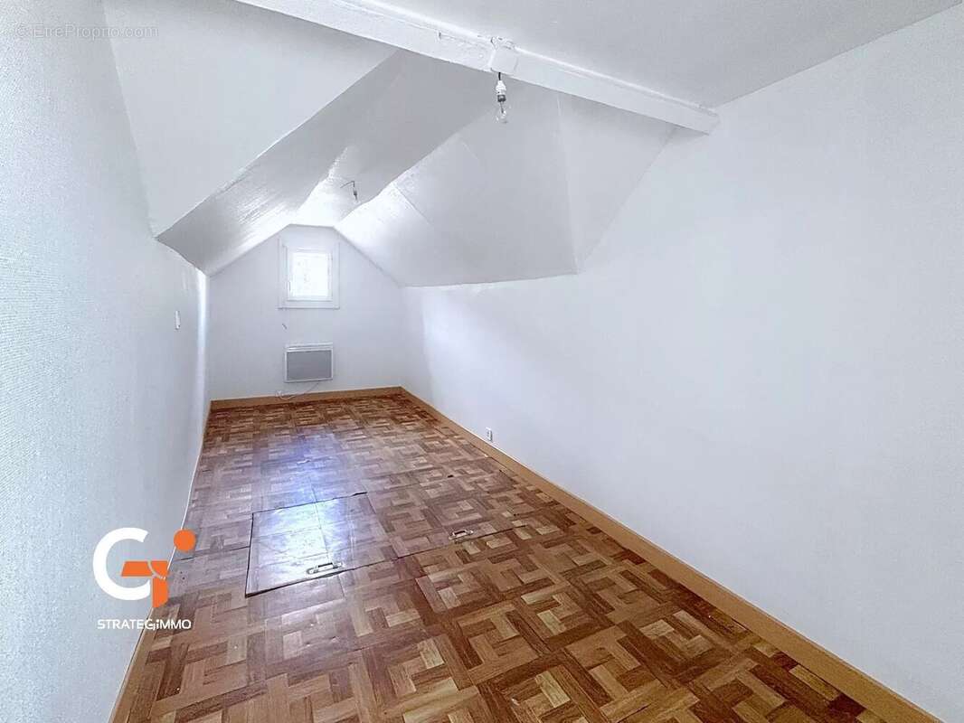 Maison à FLEURY-SUR-ANDELLE