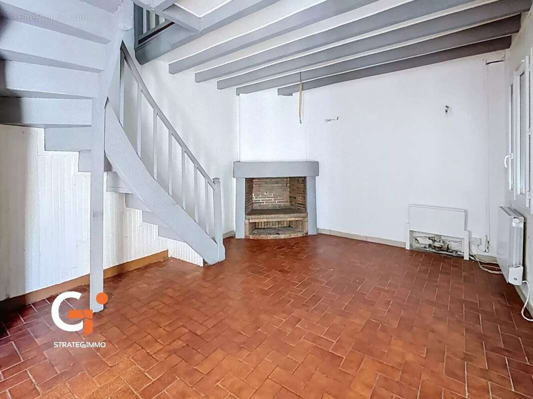 Maison à FLEURY-SUR-ANDELLE