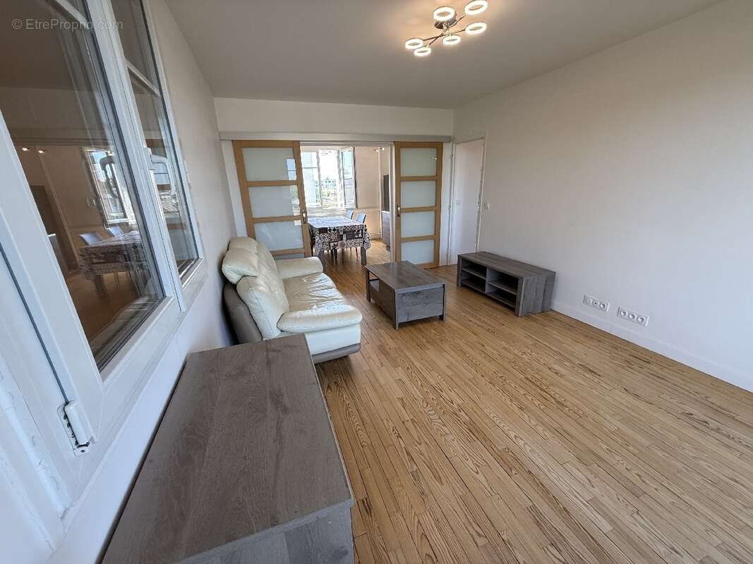 Appartement à CHAMPIGNY-SUR-MARNE