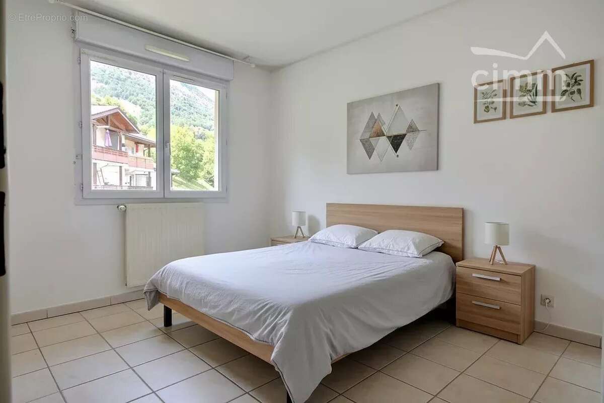 Appartement à LA TERRASSE