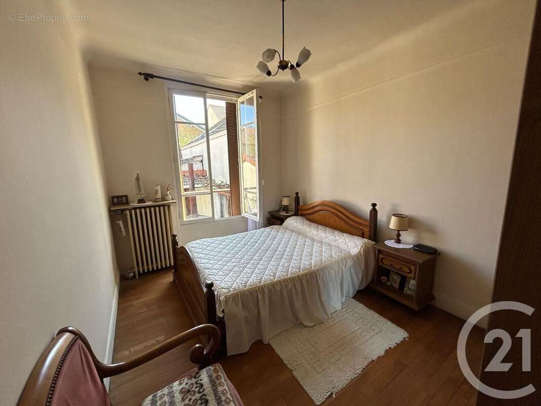 Maison à GARGES-LES-GONESSE