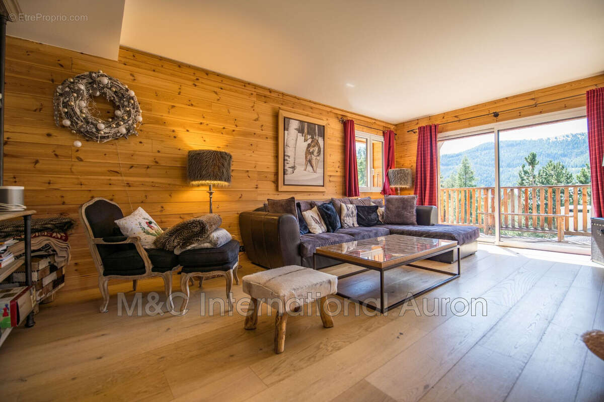 Maison à SAINT-ETIENNE-DE-TINEE