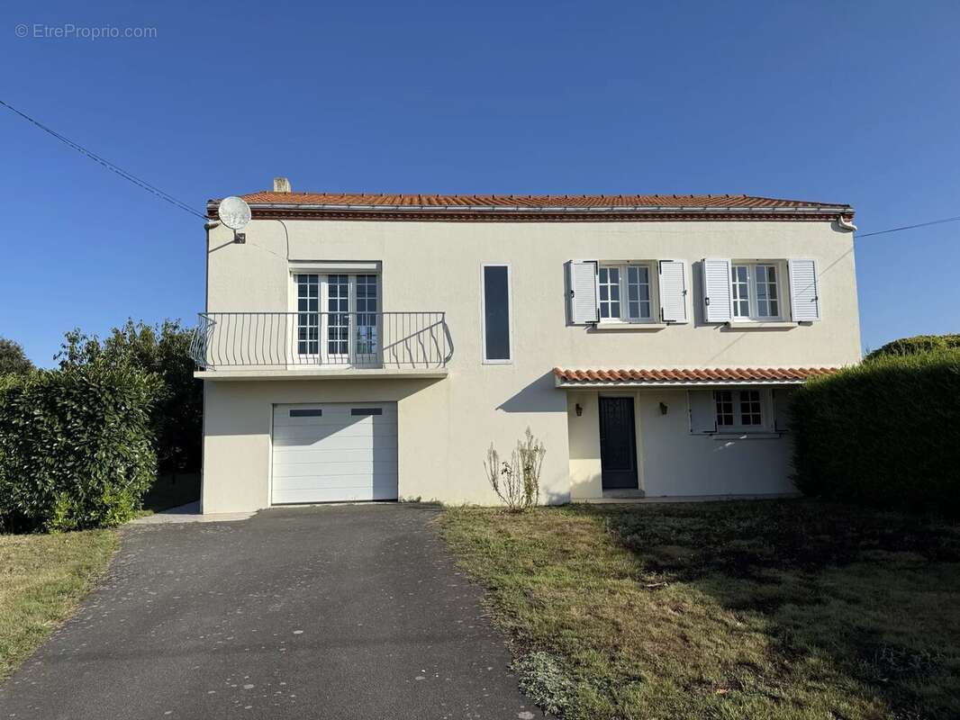 Maison à LES SORINIERES