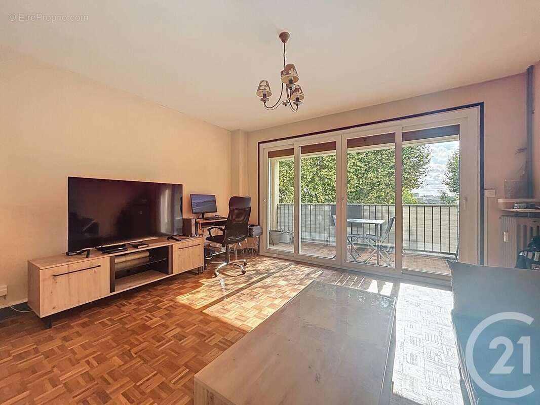 Appartement à MELUN