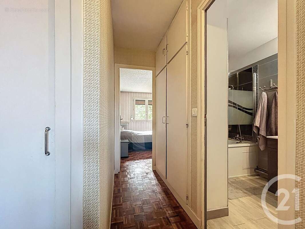 Appartement à MELUN