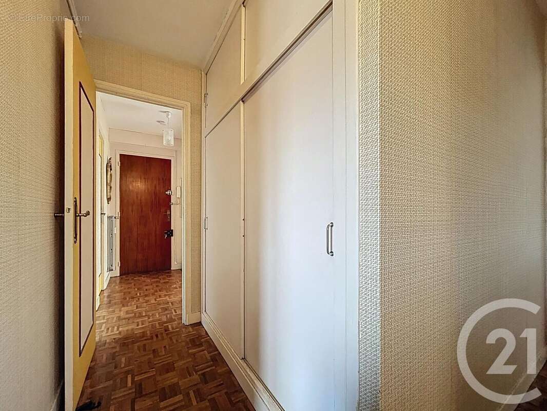 Appartement à MELUN