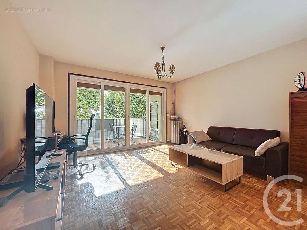 Appartement à MELUN