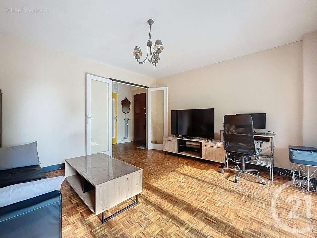 Appartement à MELUN