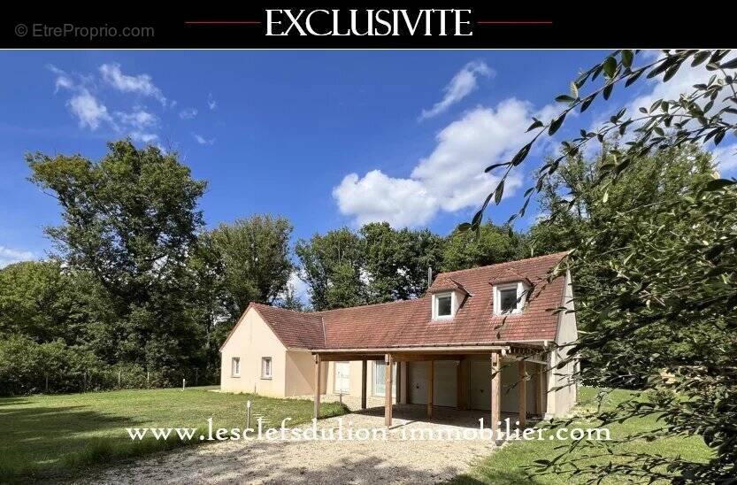 Maison à EGREVILLE