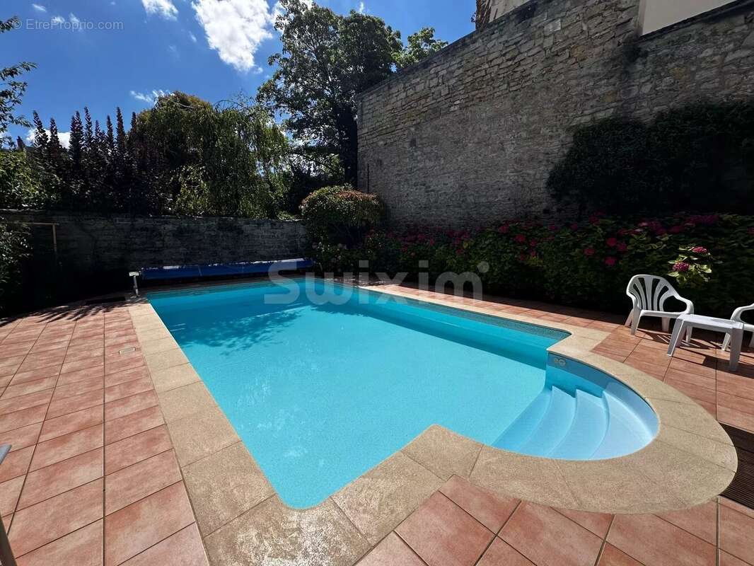 Maison à LONS-LE-SAUNIER