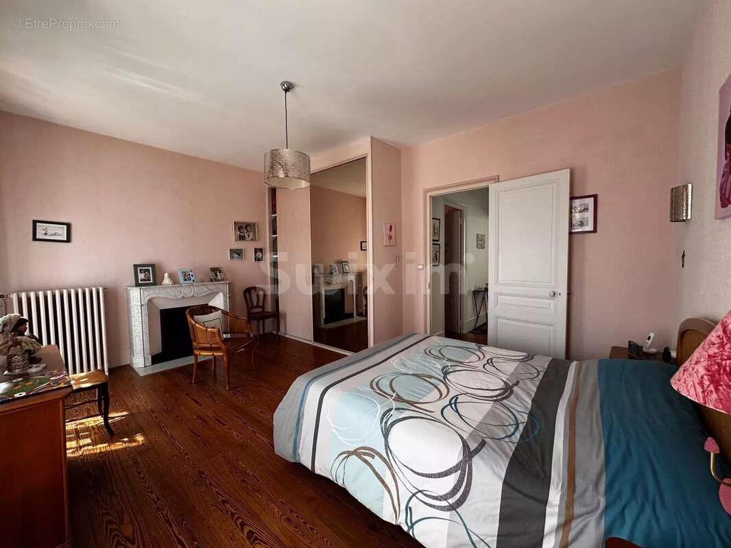 Maison à LONS-LE-SAUNIER