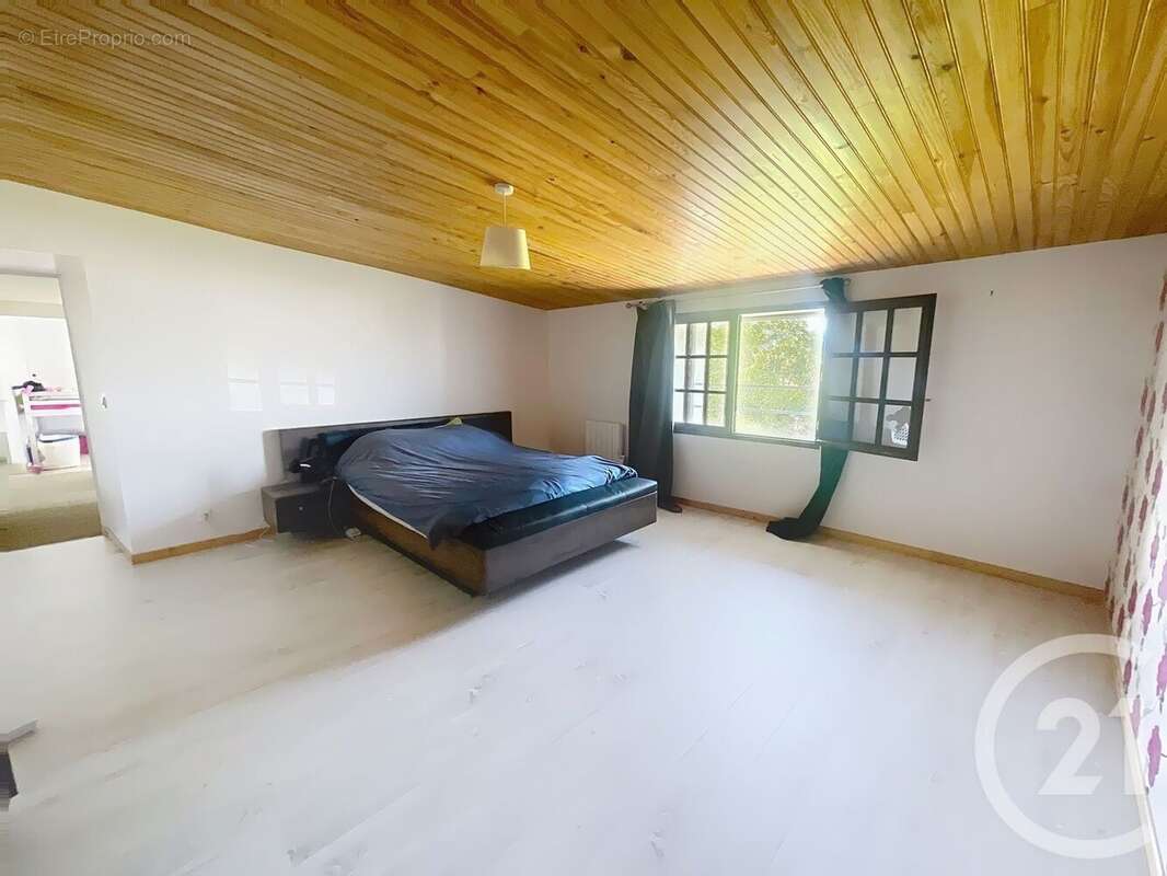 Maison à SAINT-ADJUTORY