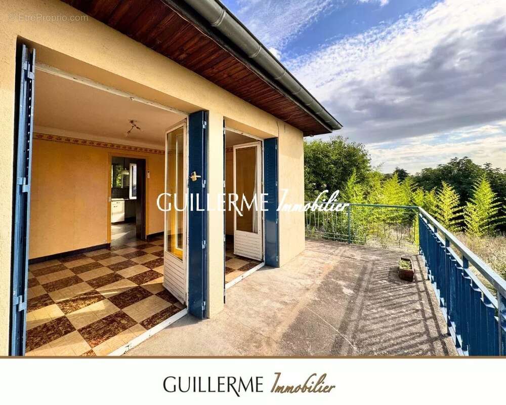 Maison à SAINTE-FOY-LES-LYON