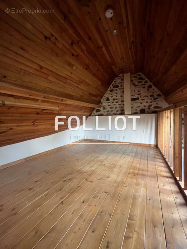 Maison à SAINT-SEVER-CALVADOS