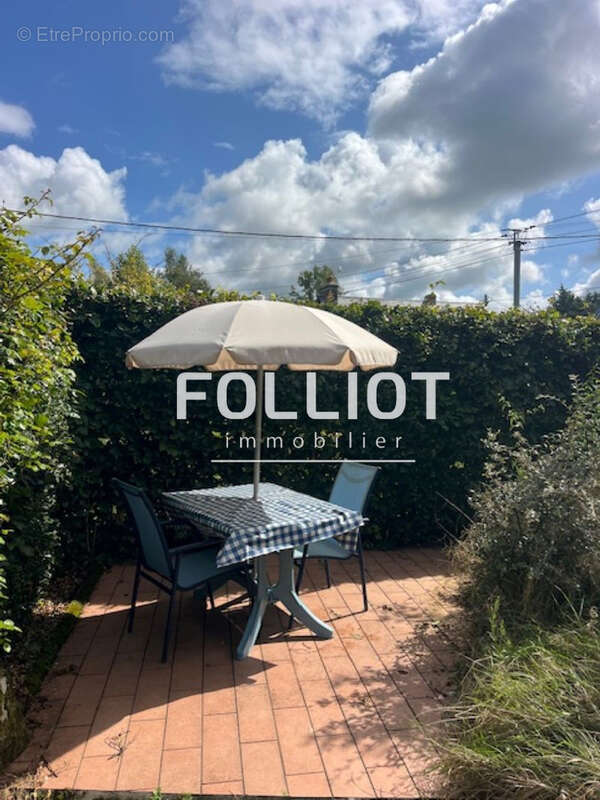 Maison à SAINT-SEVER-CALVADOS