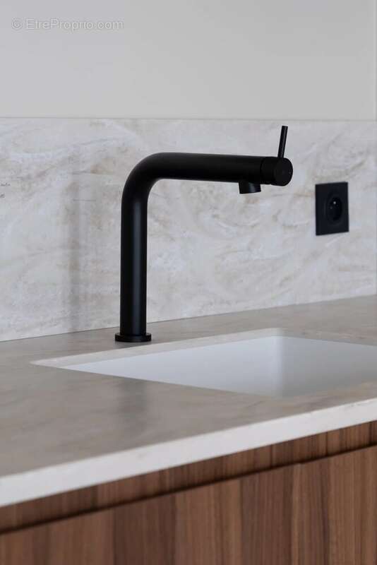 Appartement à PARIS-3E