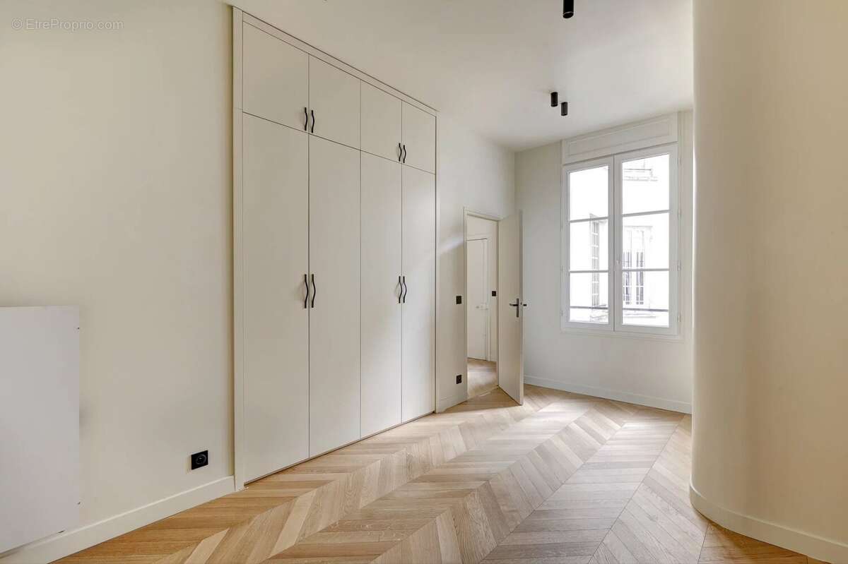 Appartement à PARIS-3E