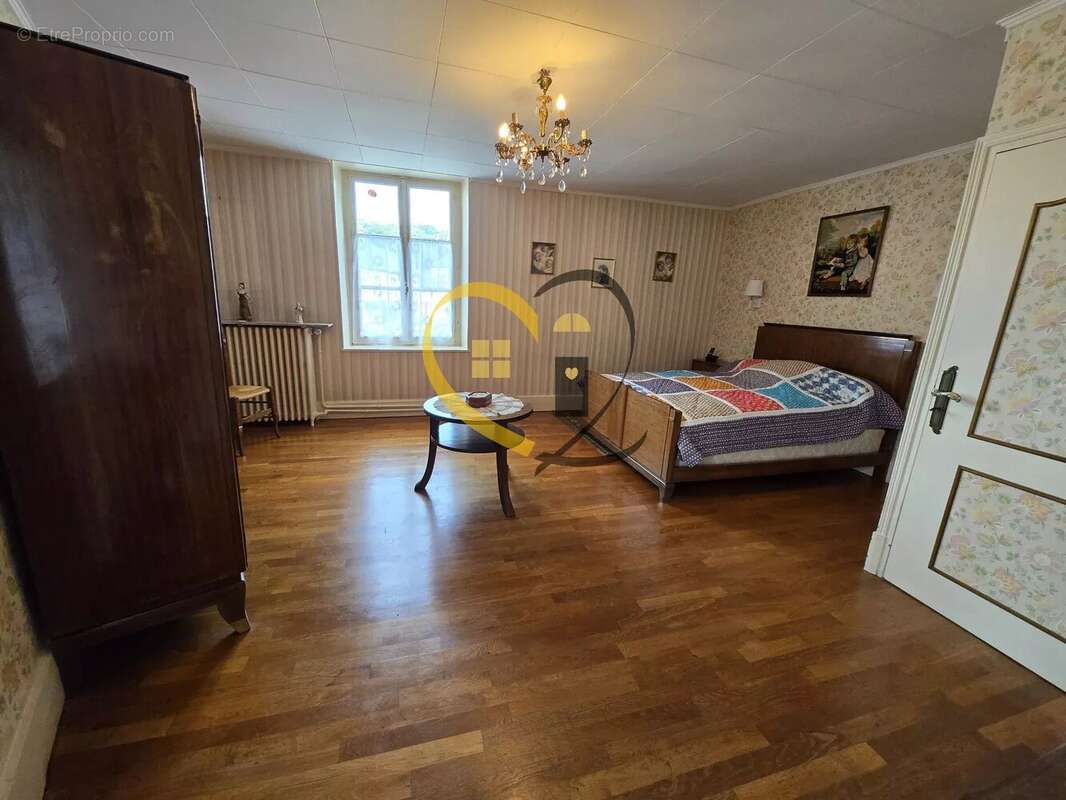 Maison à HENRICHEMONT