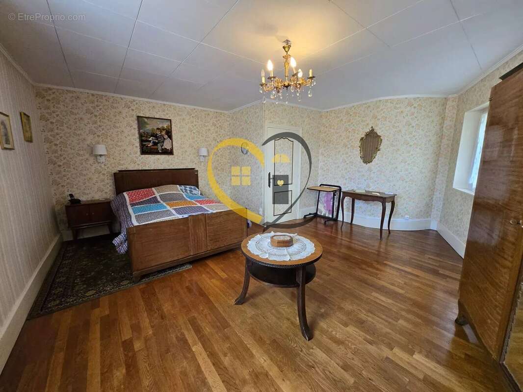 Maison à HENRICHEMONT