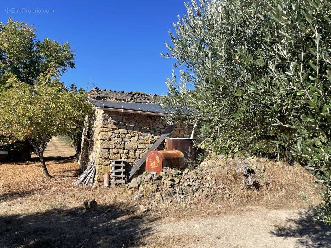 Maison à FIGANIERES