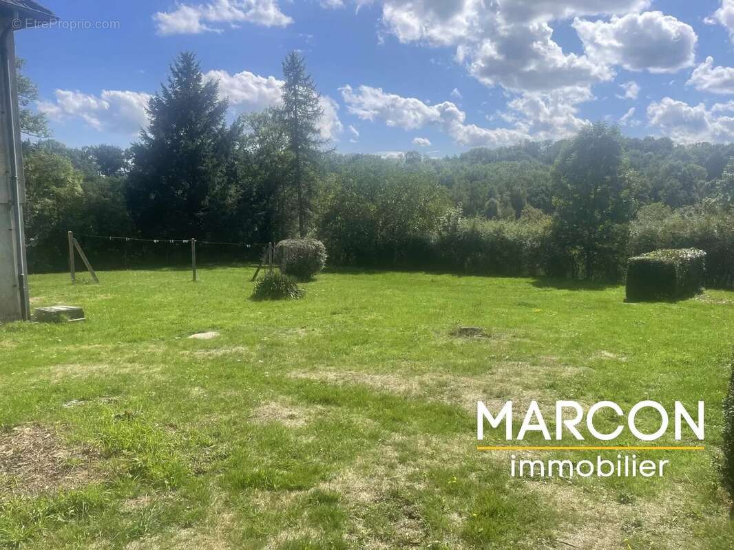 Maison à CHAMPAGNAT