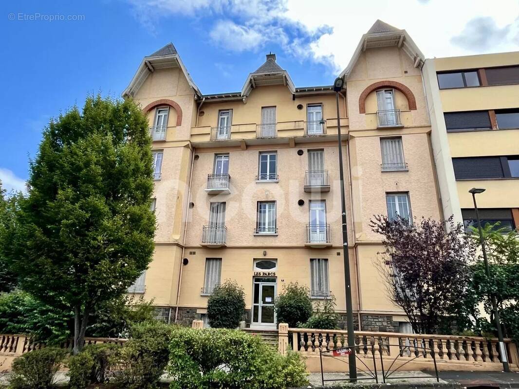 Appartement à CHAMALIERES