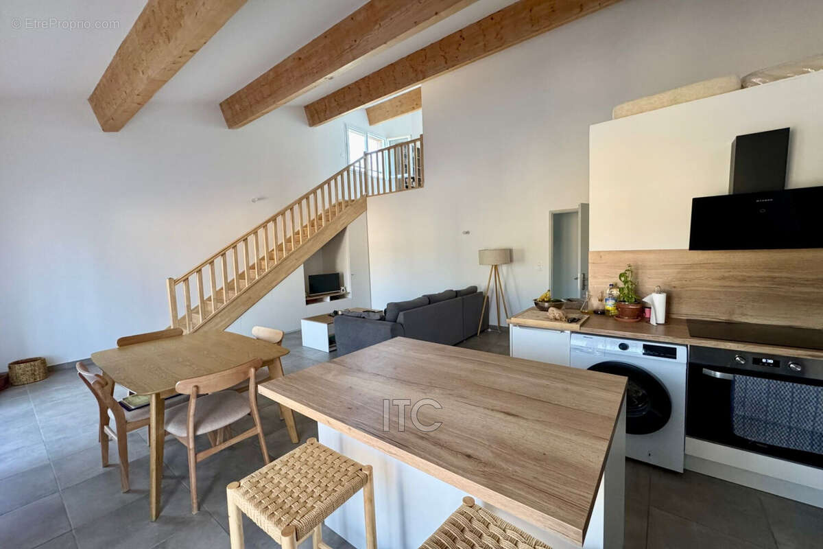 Appartement à TRETS