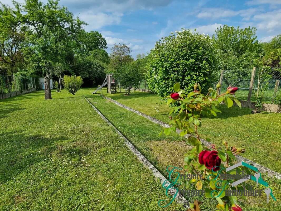 Maison à MONTIGNY-SUR-LOING