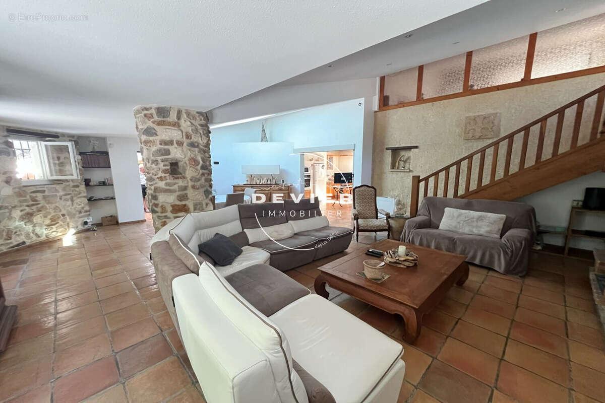 Maison à SAINT-DREZERY