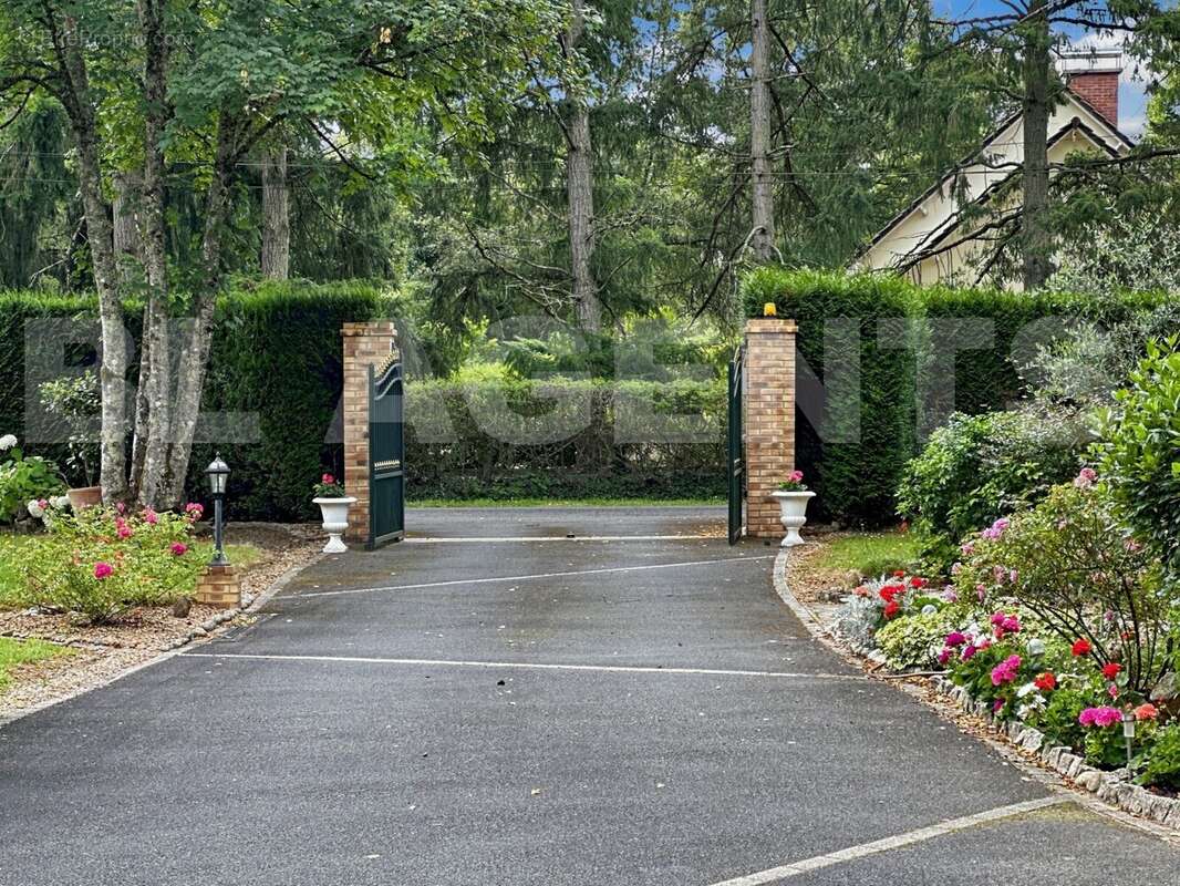 IMG_7863 - Maison à LAIGNE-EN-BELIN