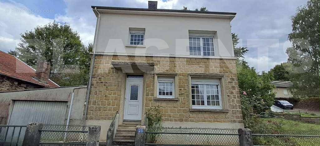 Messenger_creation_7251CDF0-2D6B-4BB9-9397-C6A6A02CD4AC - Maison à NEUFMANIL