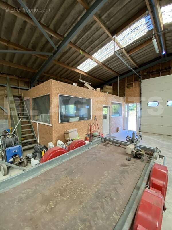 5 - Parking à SAINT-NICOLAS-DE-REDON