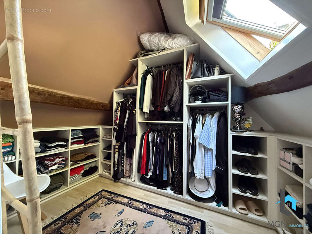 Maison à NOGENT-LE-ROI