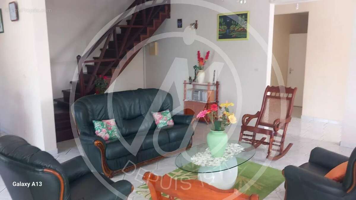 Maison à PETIT-BOURG