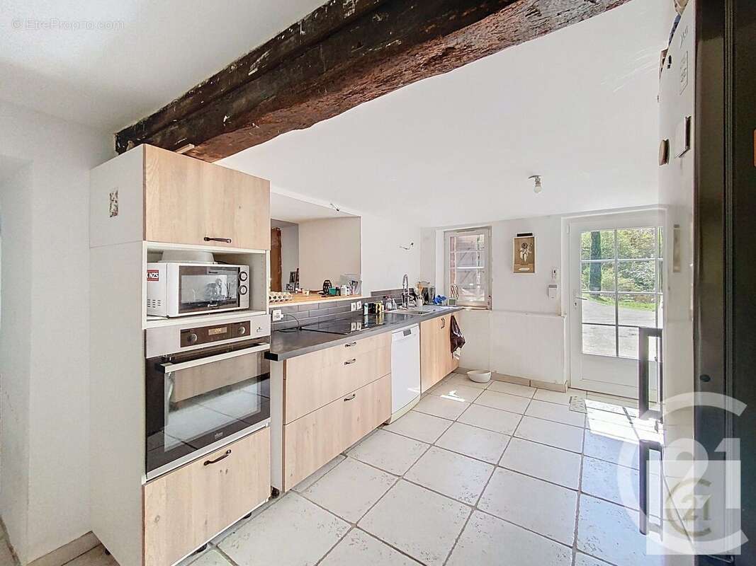 Maison à LA LOUVIERE-LAURAGAIS