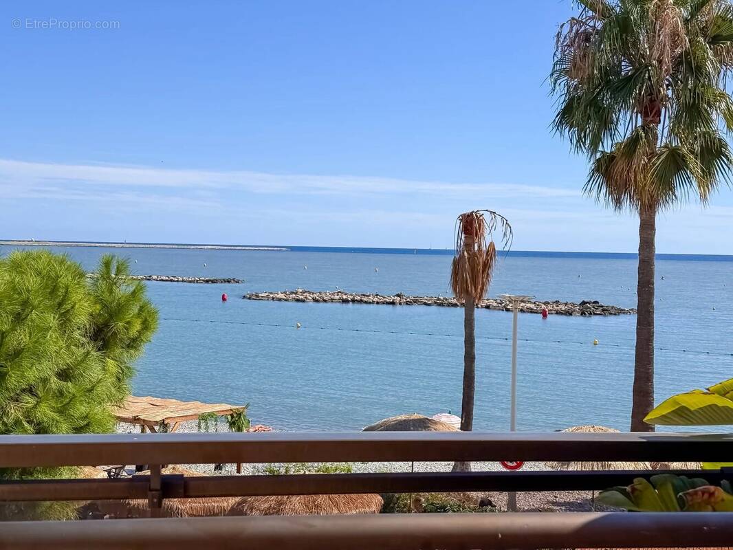 Appartement à SAINT-LAURENT-DU-VAR