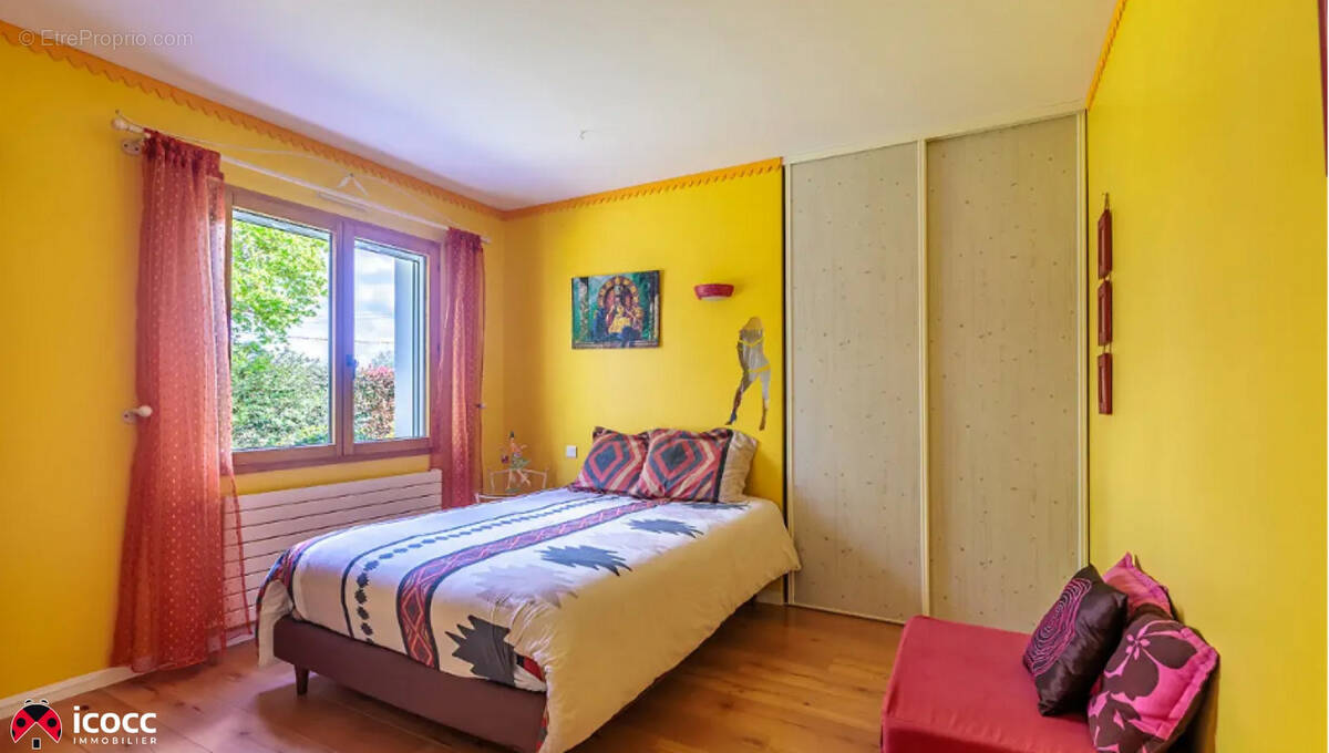 Maison à SAINT-DENIS-LA-CHEVASSE