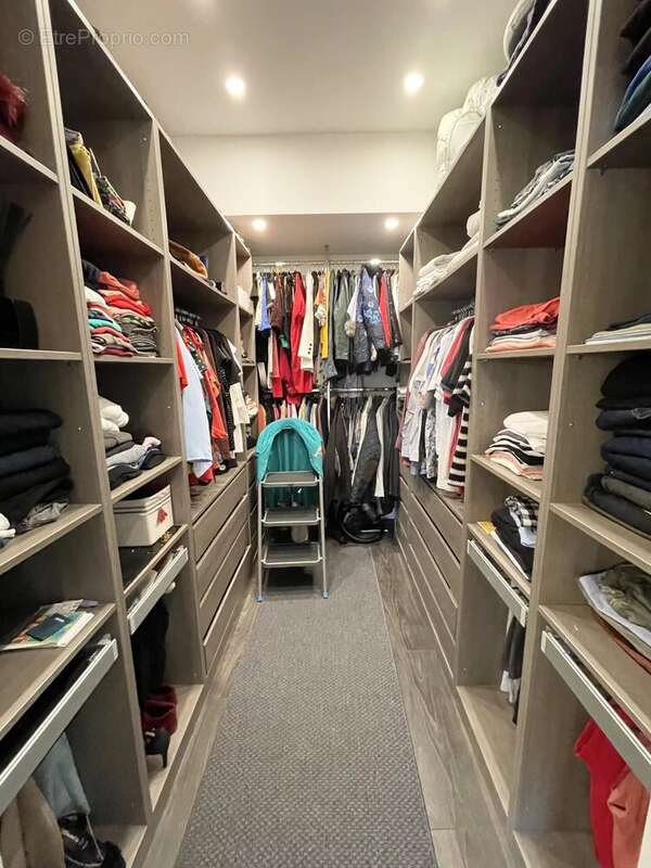 Maison à LE BLANC-MESNIL