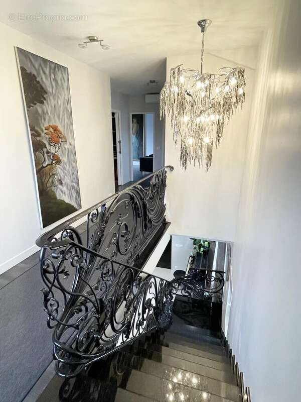 Maison à LE BLANC-MESNIL