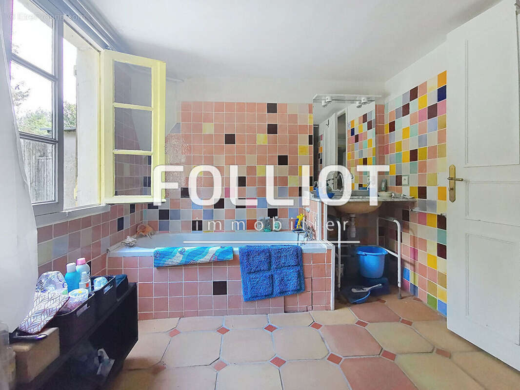 Maison à SAINT-JEAN-LE-THOMAS