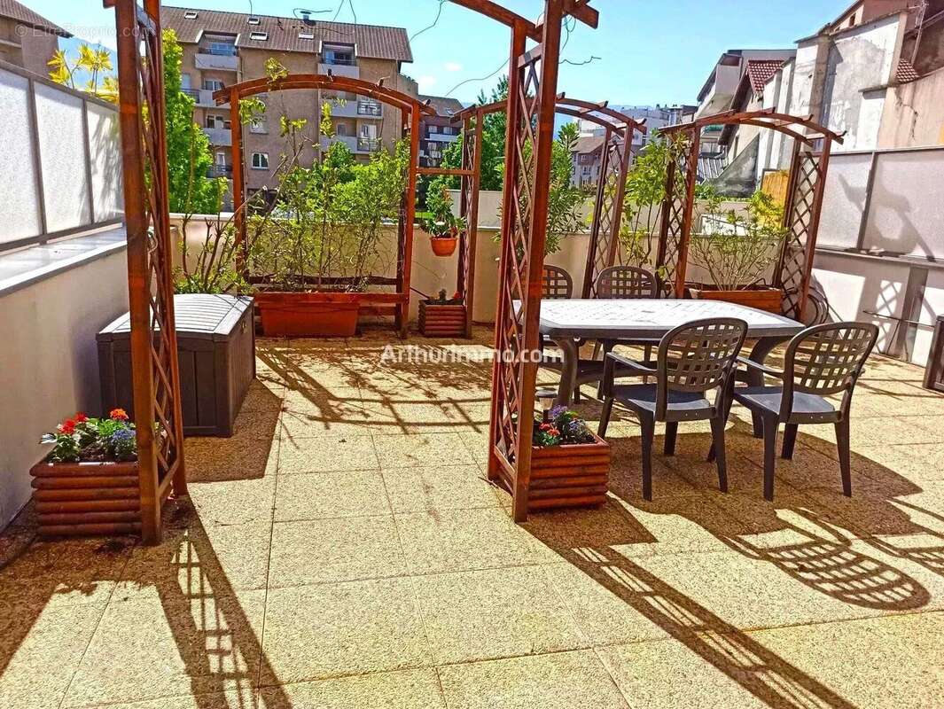 Appartement à SAINT-MARTIN-D&#039;HERES