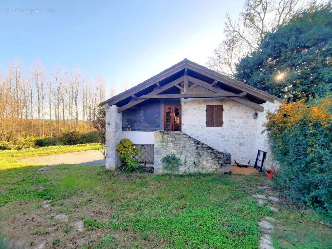 Maison à MONFLANQUIN