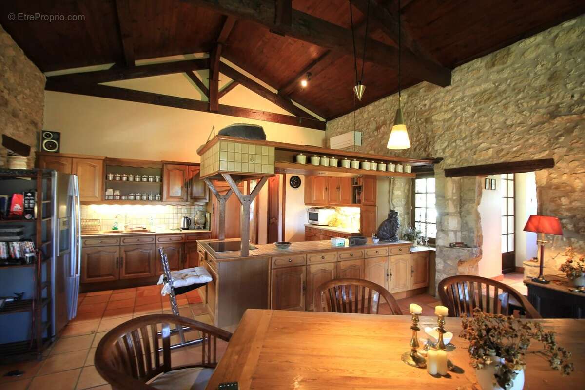 Maison à MONFLANQUIN