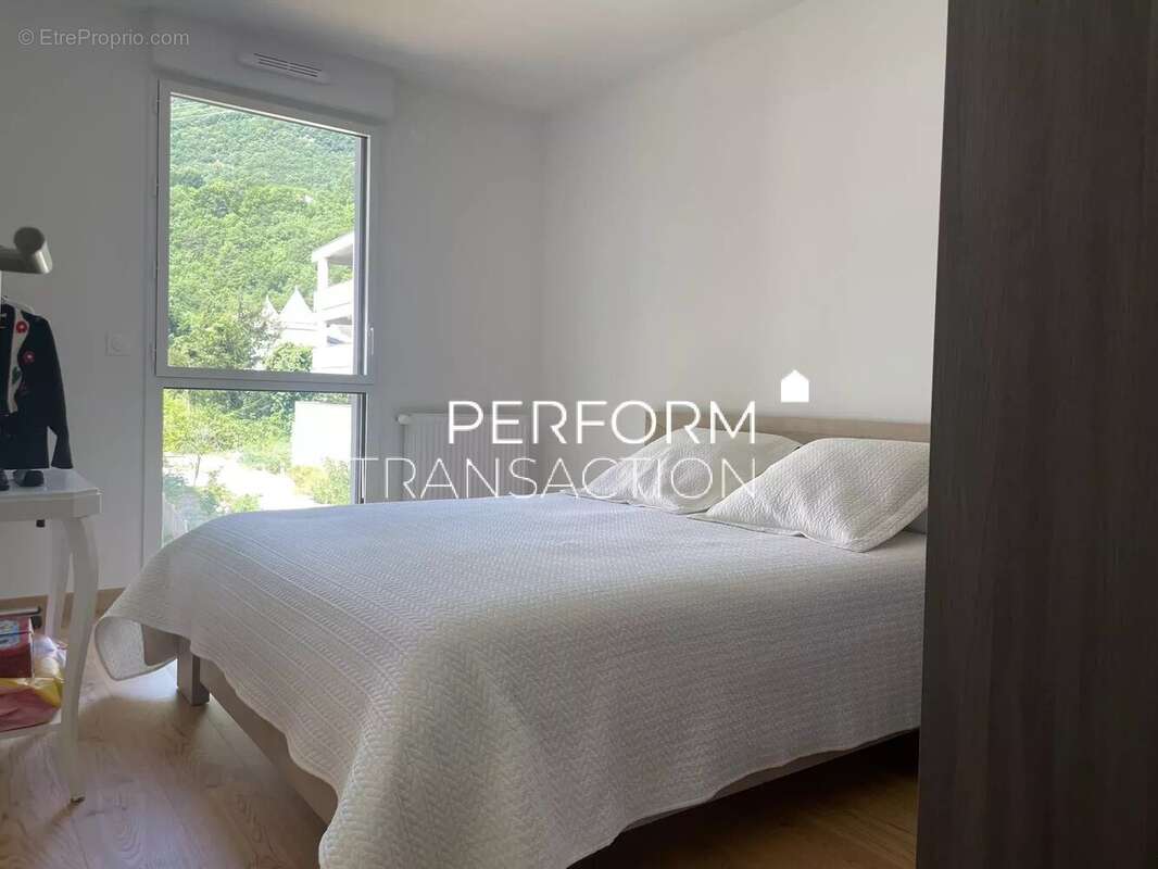 Appartement à CLAIX