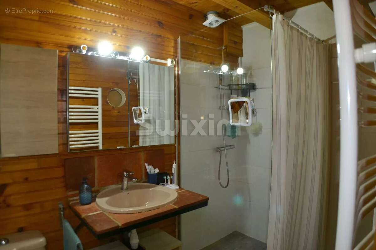 Maison à BELLEGARDE