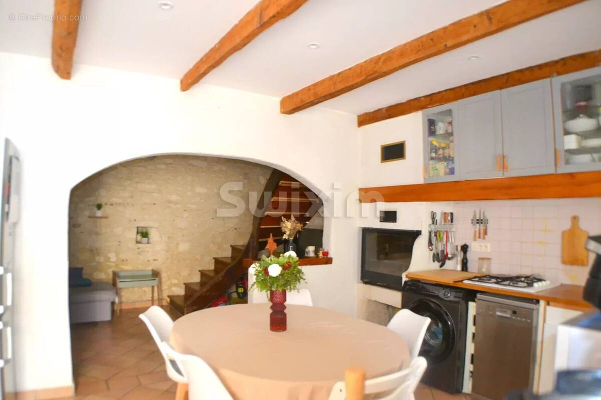 Maison à BELLEGARDE