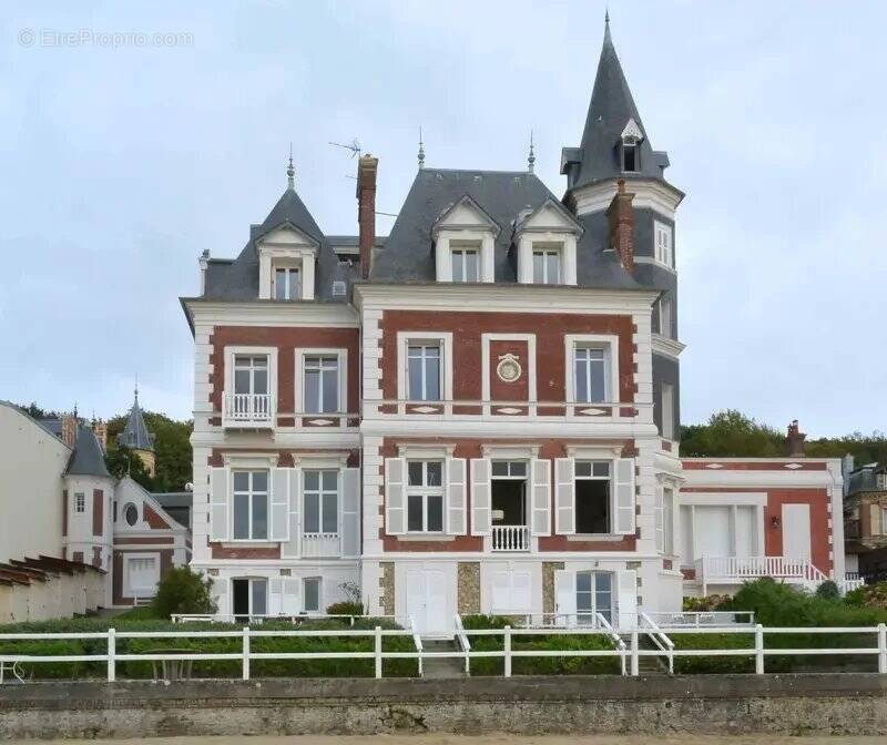 Appartement à TROUVILLE-SUR-MER