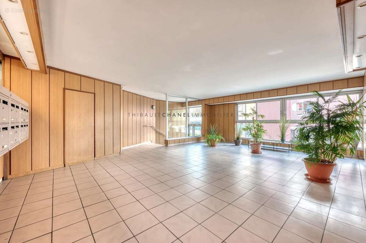 Appartement à PARIS-19E