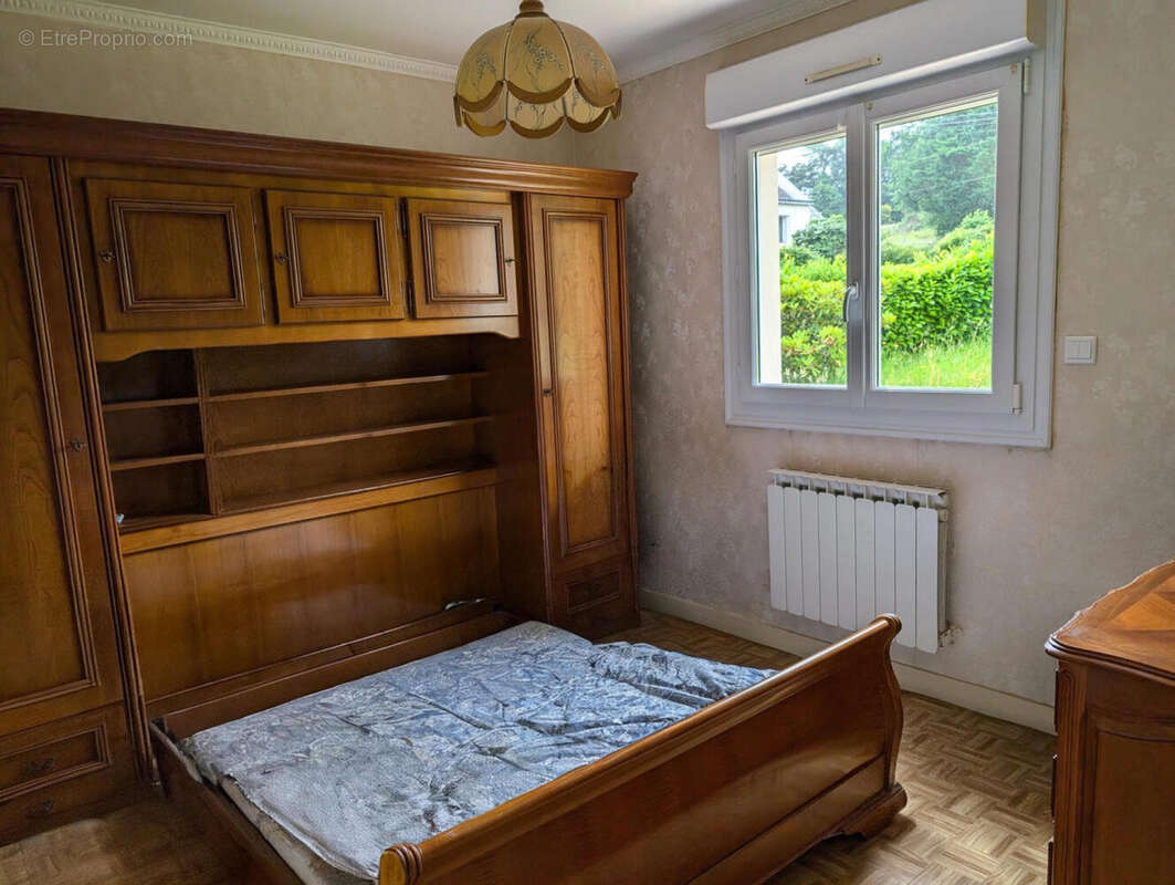 Chambre façade - Maison à PLOERDUT